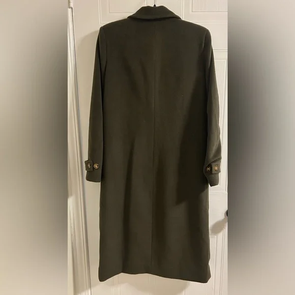 Backyard Roses Kennedy Coat - Picture 2 of 7